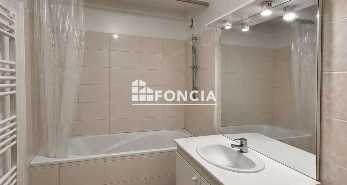 Appartement à LE PONTET
