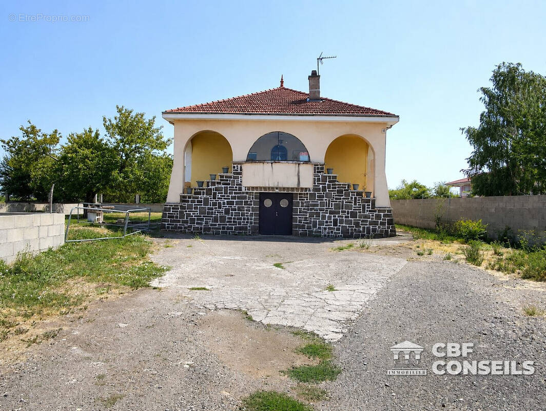 Maison à AULNAT
