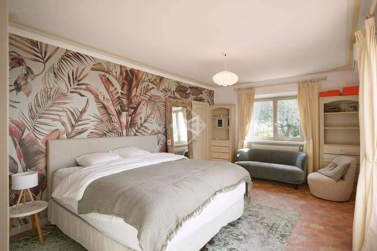 Maison à MONTAUROUX