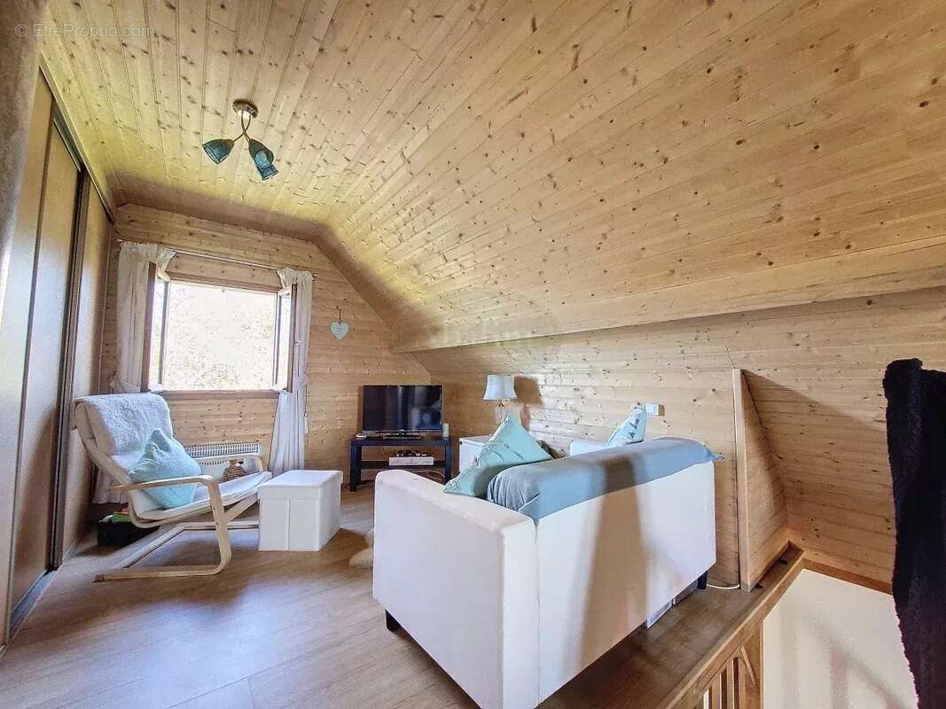 Maison à CHELLE-DEBAT