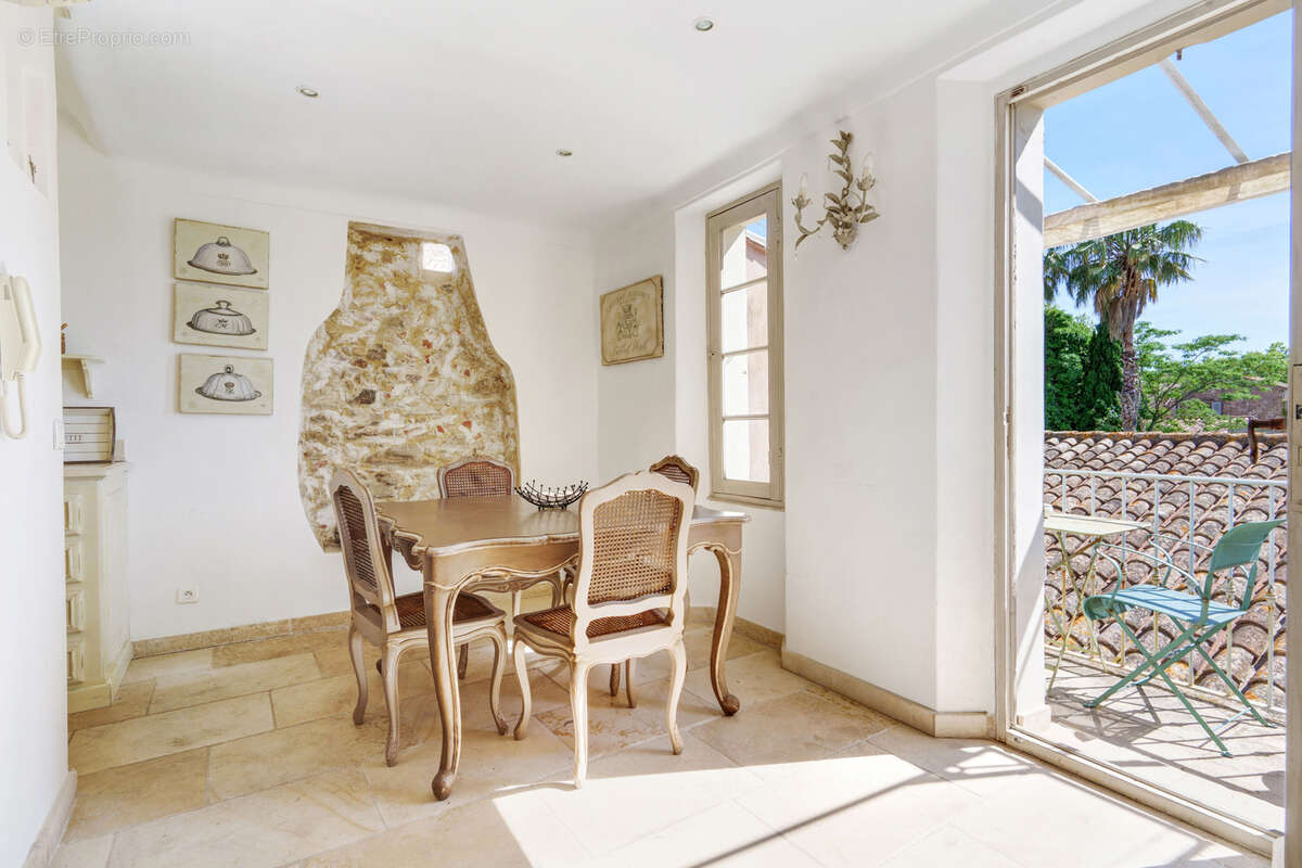 Appartement à SAINT-TROPEZ