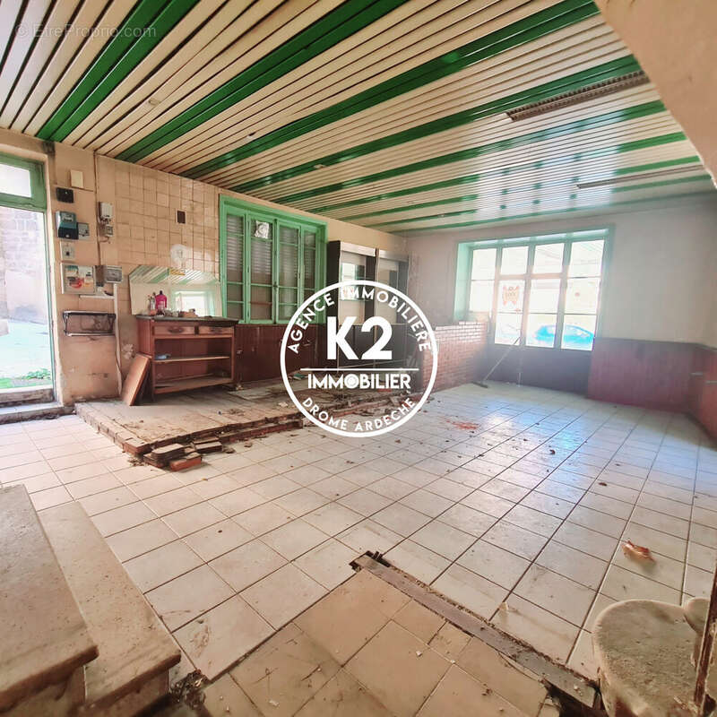 Appartement à SAUZET