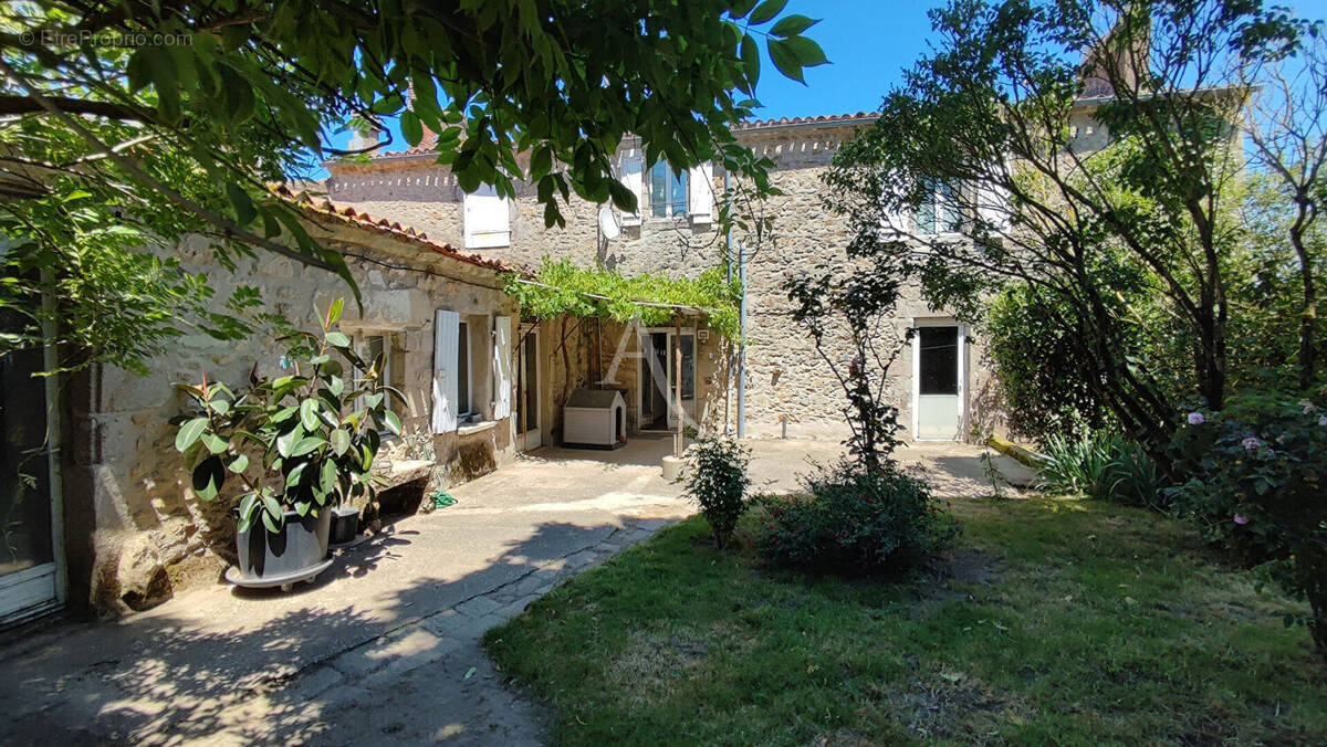 Maison à PALLUAU