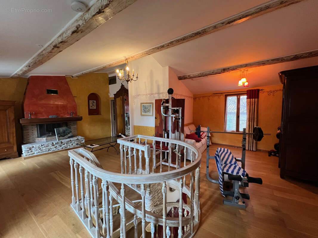 Maison à LA LIVINIERE