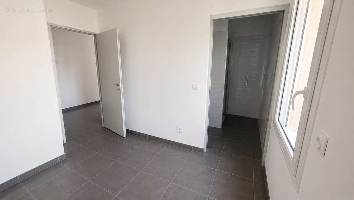 Appartement à GREASQUE