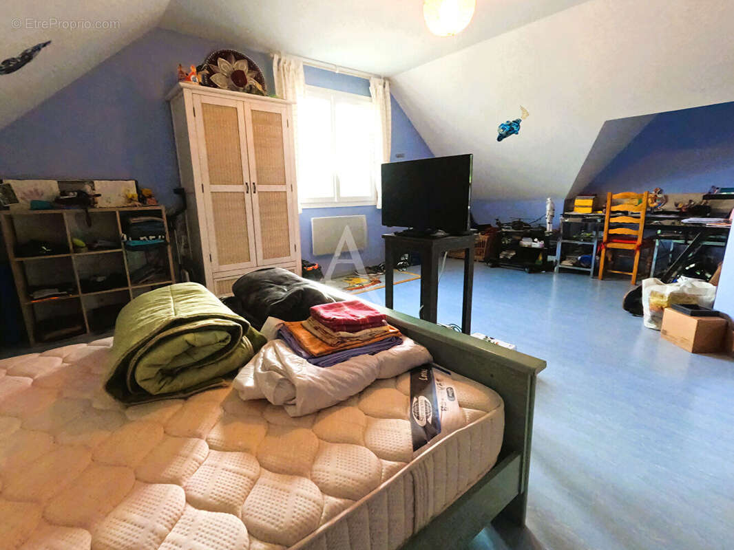 Maison à ESTREELLES