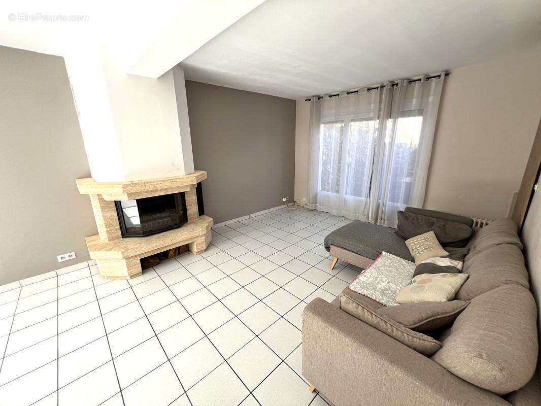 Maison à VILLEPREUX