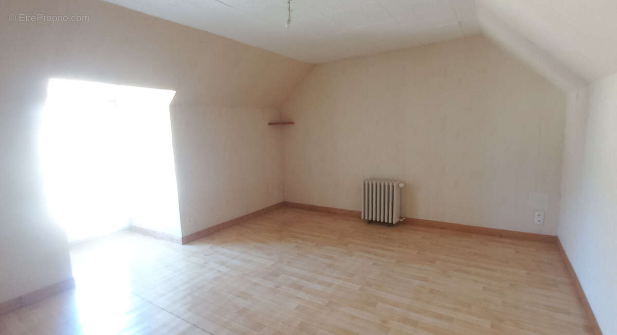 Maison à MARTIGNE-FERCHAUD