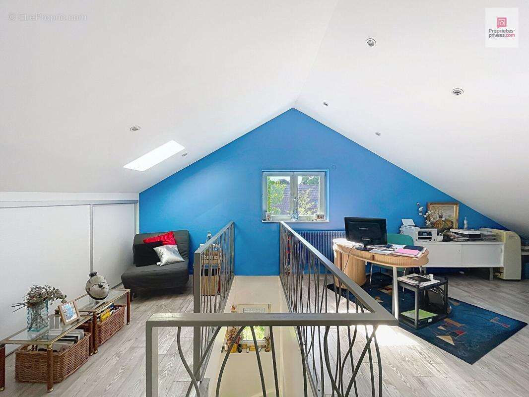 Maison individuelle à Riedisheim avec un magnifique jardin arboré  en ville ! - photo 14