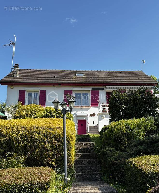 Maison à BEAUVAIS