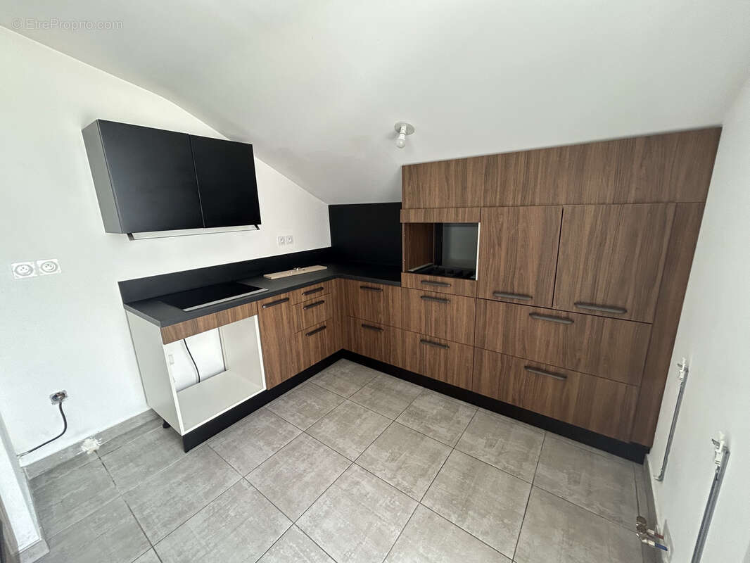 Appartement à BRON