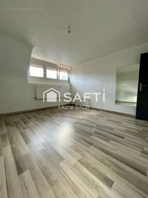 Appartement 180 m² à Sarralbe  - photo 9