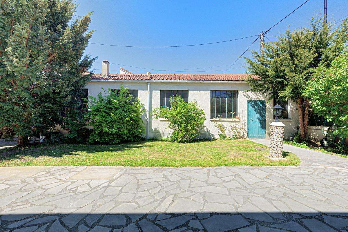 Maison à NEUILLY-PLAISANCE
