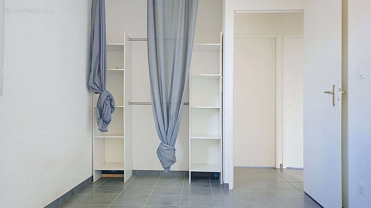 Maison récente, plain pied, 3 chambres, Garage - photo 7