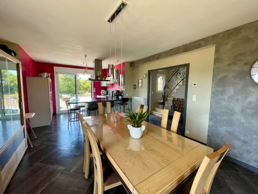 Maison à vendre 8 pièces LOCMARIA PLOUZANE (29) - photo 4