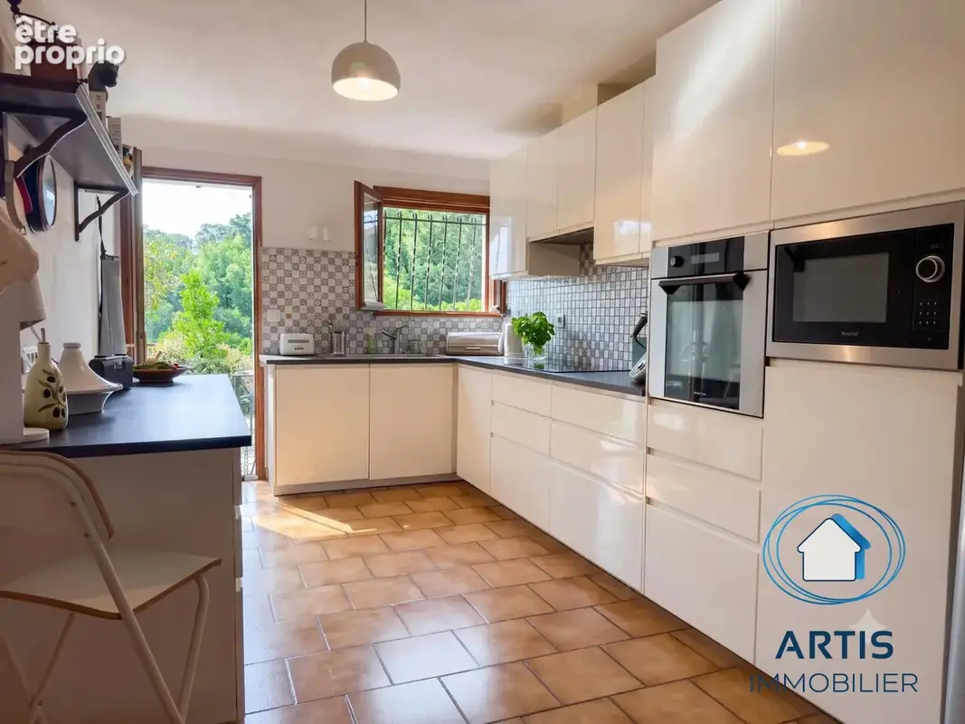 Maison 4 pièces 110 m² à vendre à Saint-Pee-Sur-Nivelle (64310) - photo 3