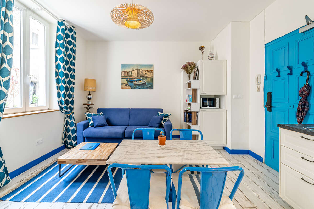 Appartement à MARSEILLE-1E