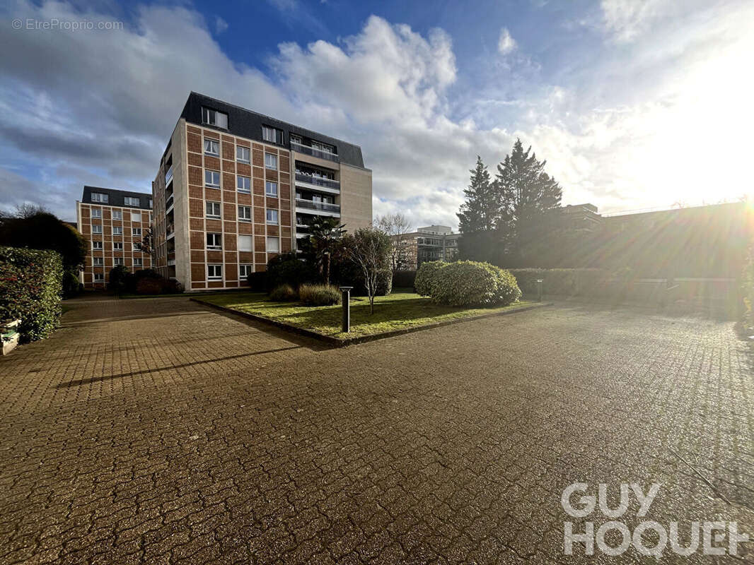 Appartement à VERSAILLES