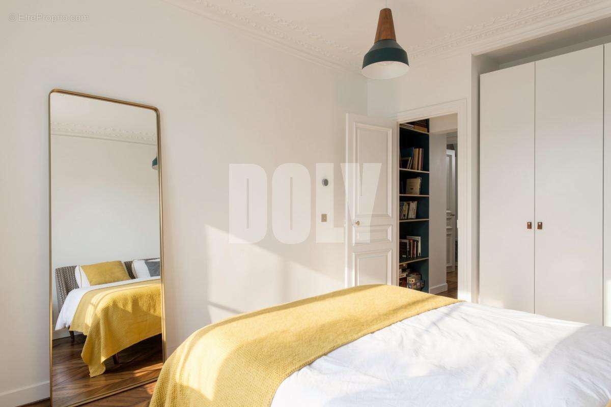 Appartement à CLICHY