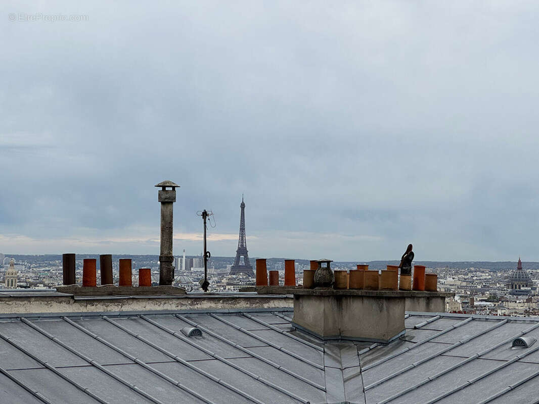 Appartement à PARIS-18E