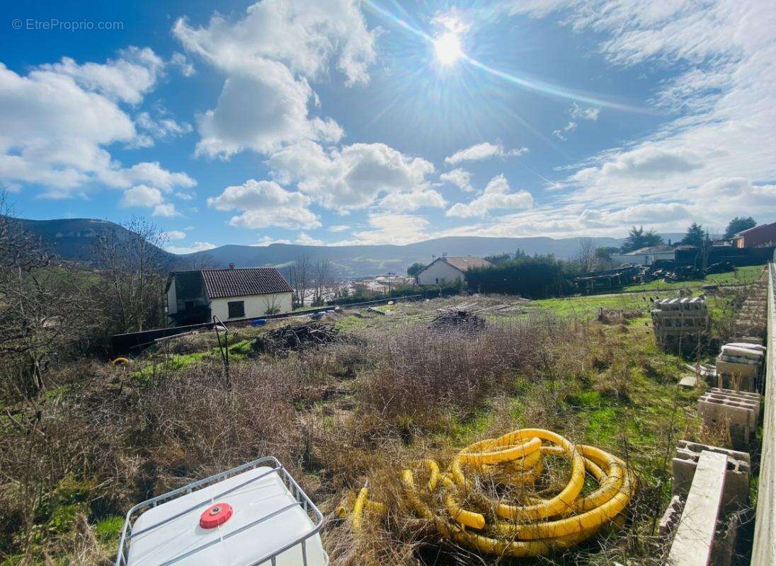 Terrain à MILLAU