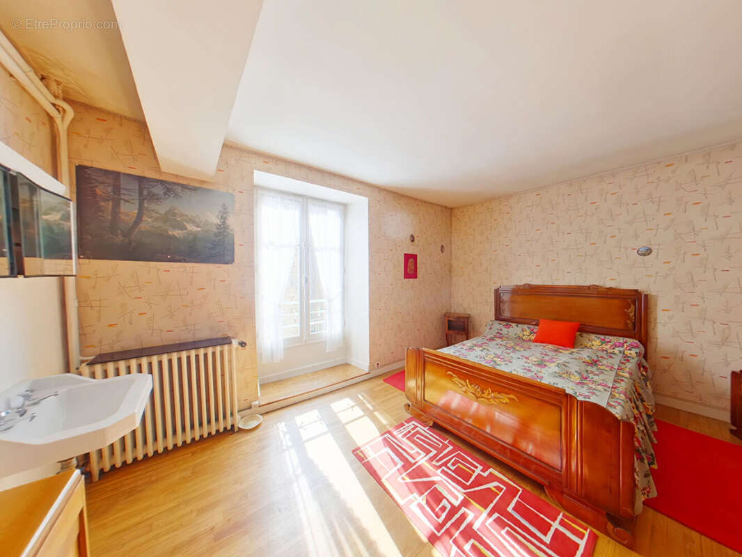 Maison à L&#039;ISLE-JOURDAIN