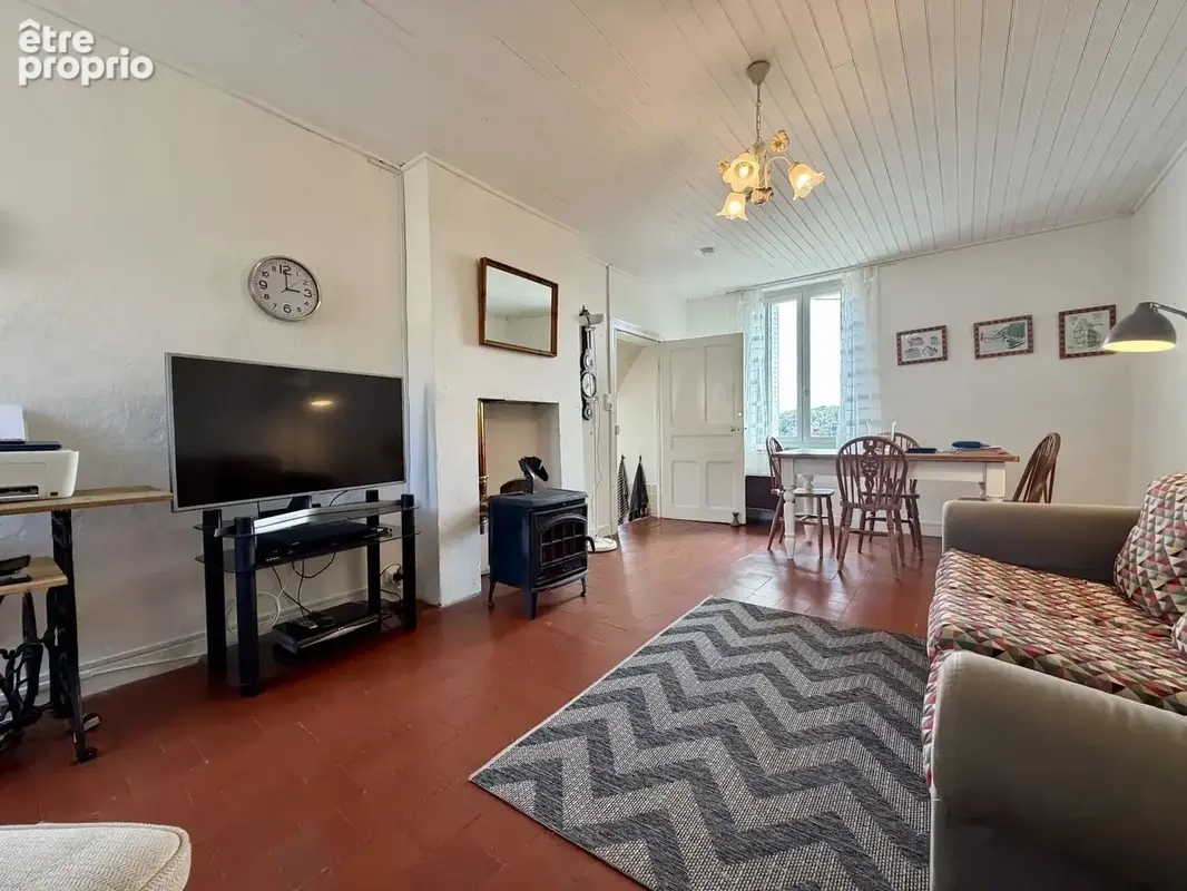 Maison indépendante avec grand terrain à vendre à Roussillon-en-Morvan - photo 7