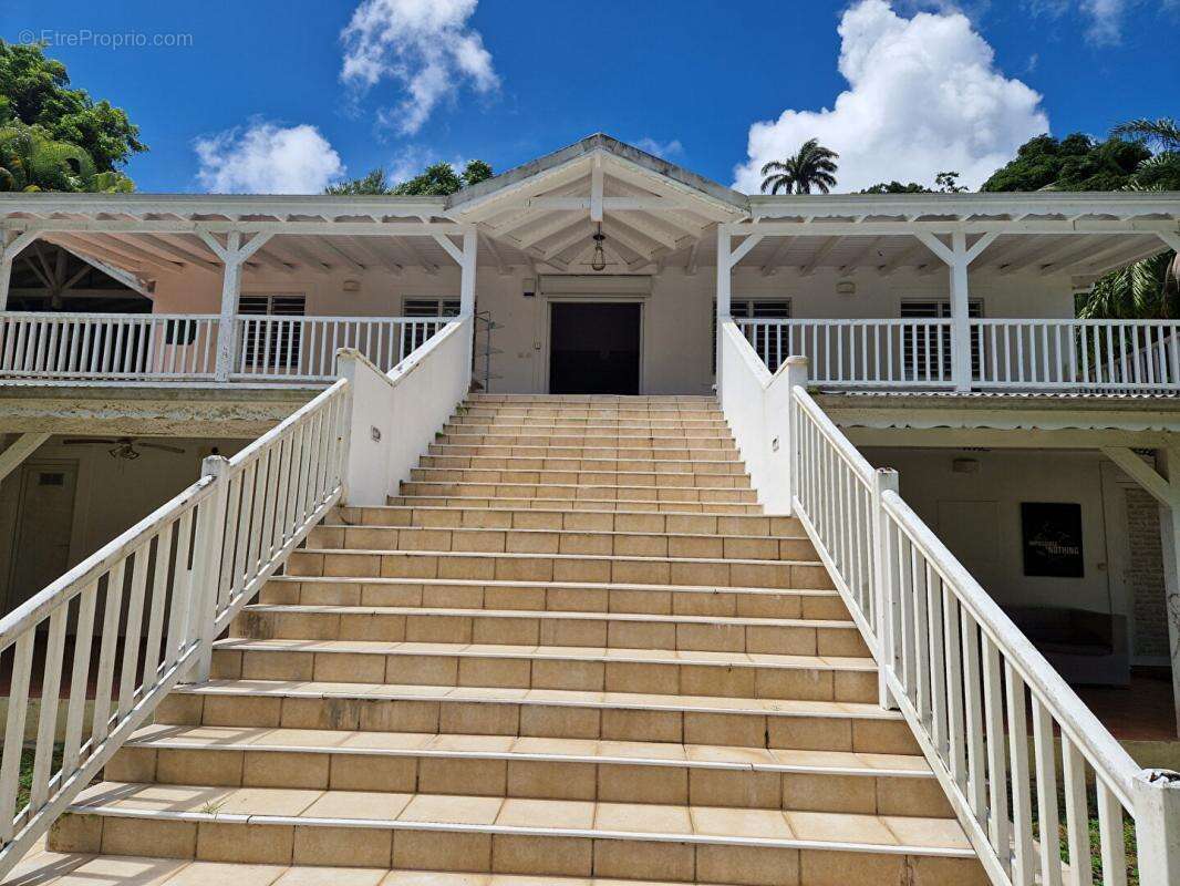 Maison à PETIT-BOURG