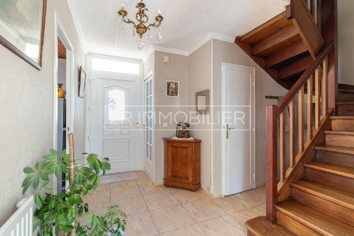 Maison à LAGNY-SUR-MARNE