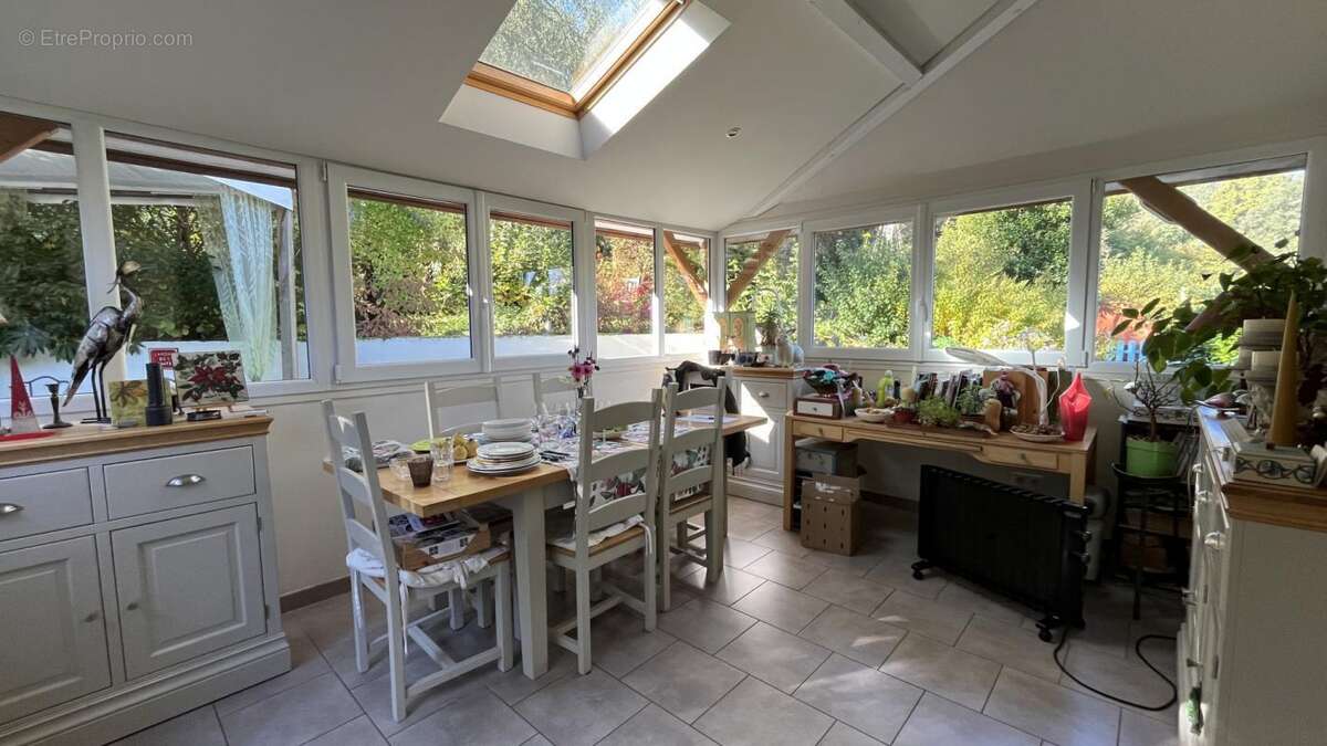 Maison à CUSSY-EN-MORVAN