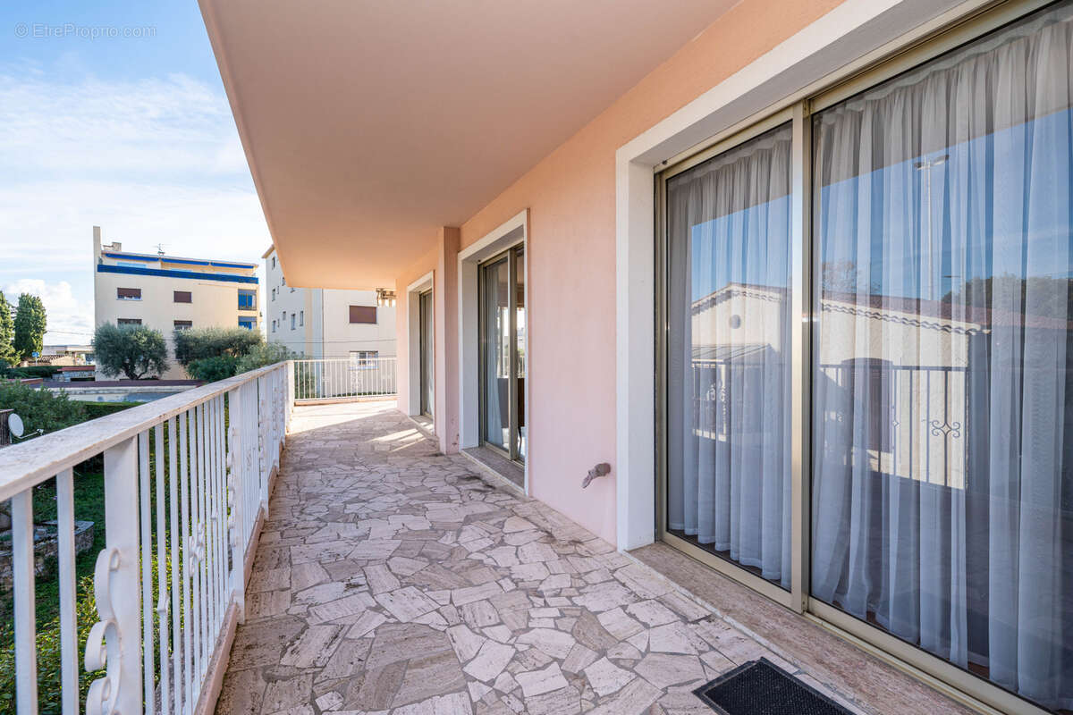 Appartement à VENCE