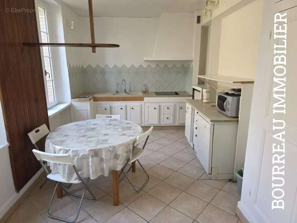 Maison à CHASSY