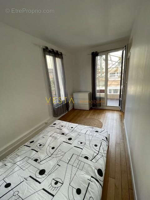 chambre ouest et sud - Appartement à MONTREUIL
