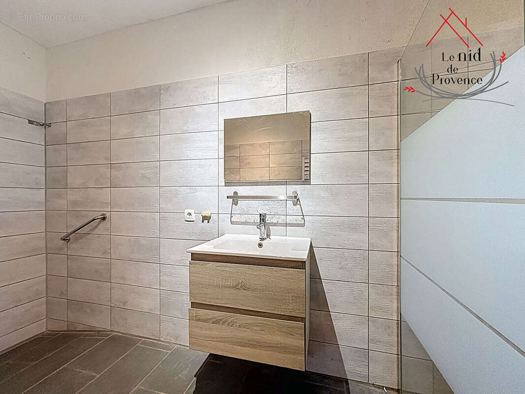 Maison à COLONZELLE