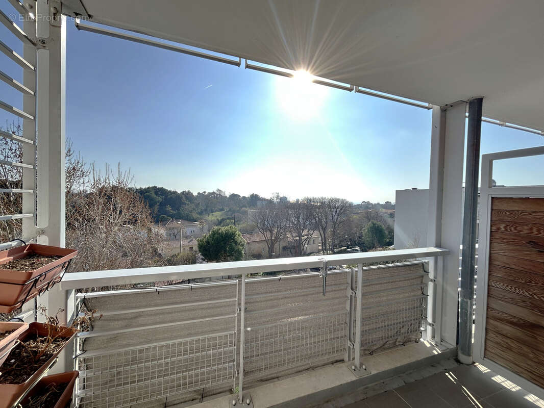 Appartement à MARSEILLE-14E