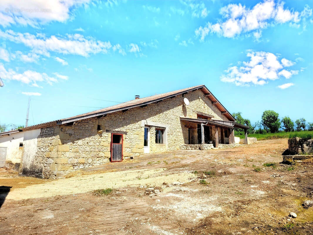 Maison à MAUVEZIN-SUR-GUPIE