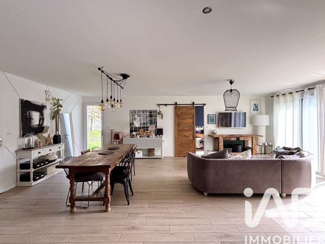 Photo 3 - Maison à MEDIS