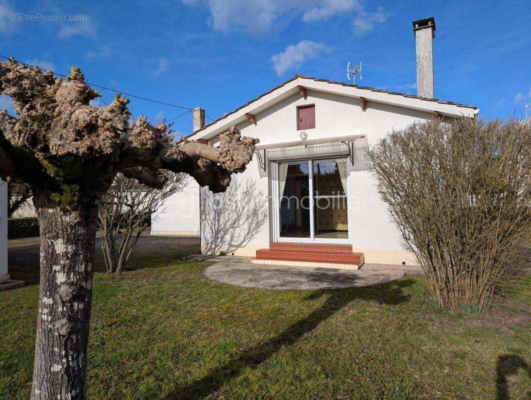 Maison à CASTELJALOUX