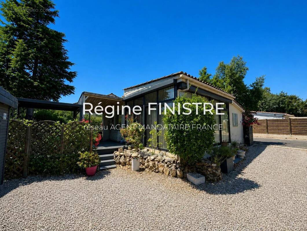 Maison à ROQUEBRUNE-SUR-ARGENS