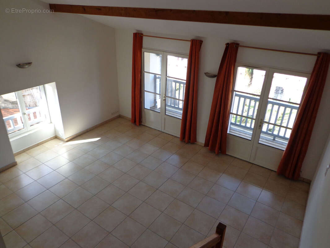 Photo 2 - Appartement à SAINT-JEAN-PIED-DE-PORT