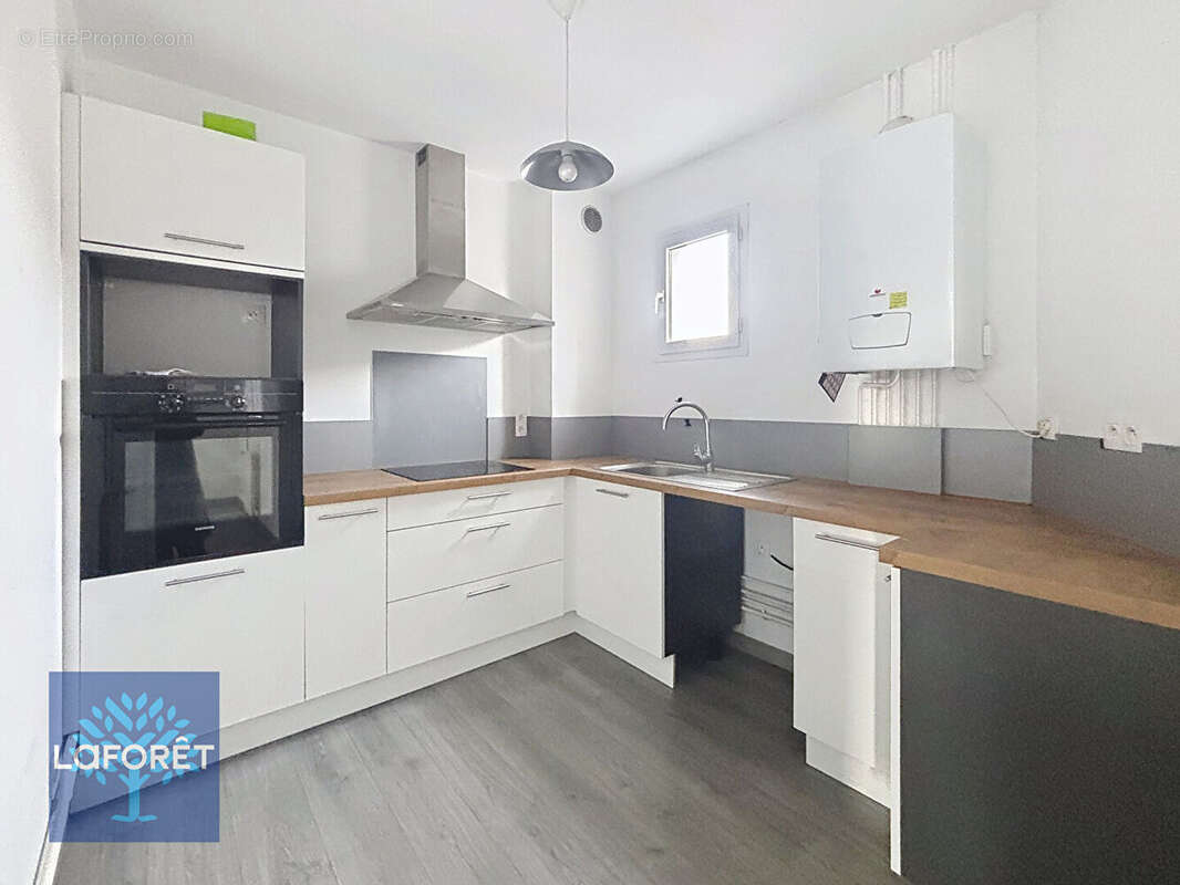 Appartement à FOUGERES