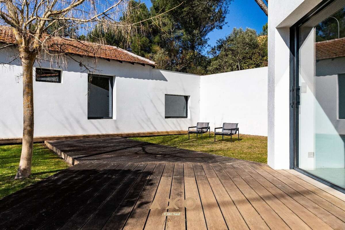 Maison à LE THOLONET