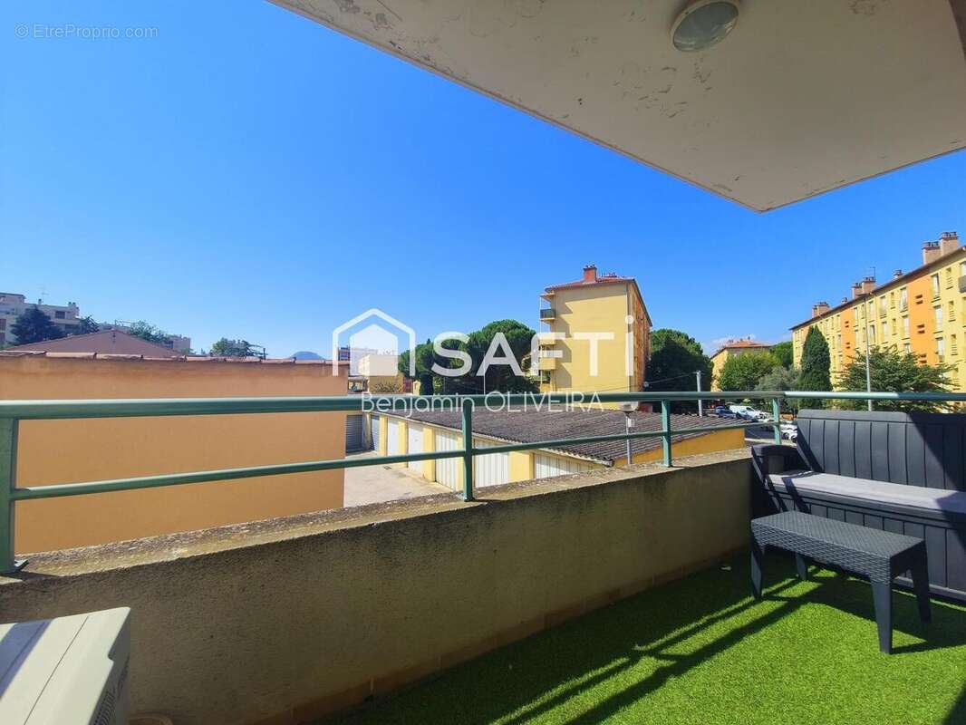 Appartement 47 m² à Aubagne  - photo 6