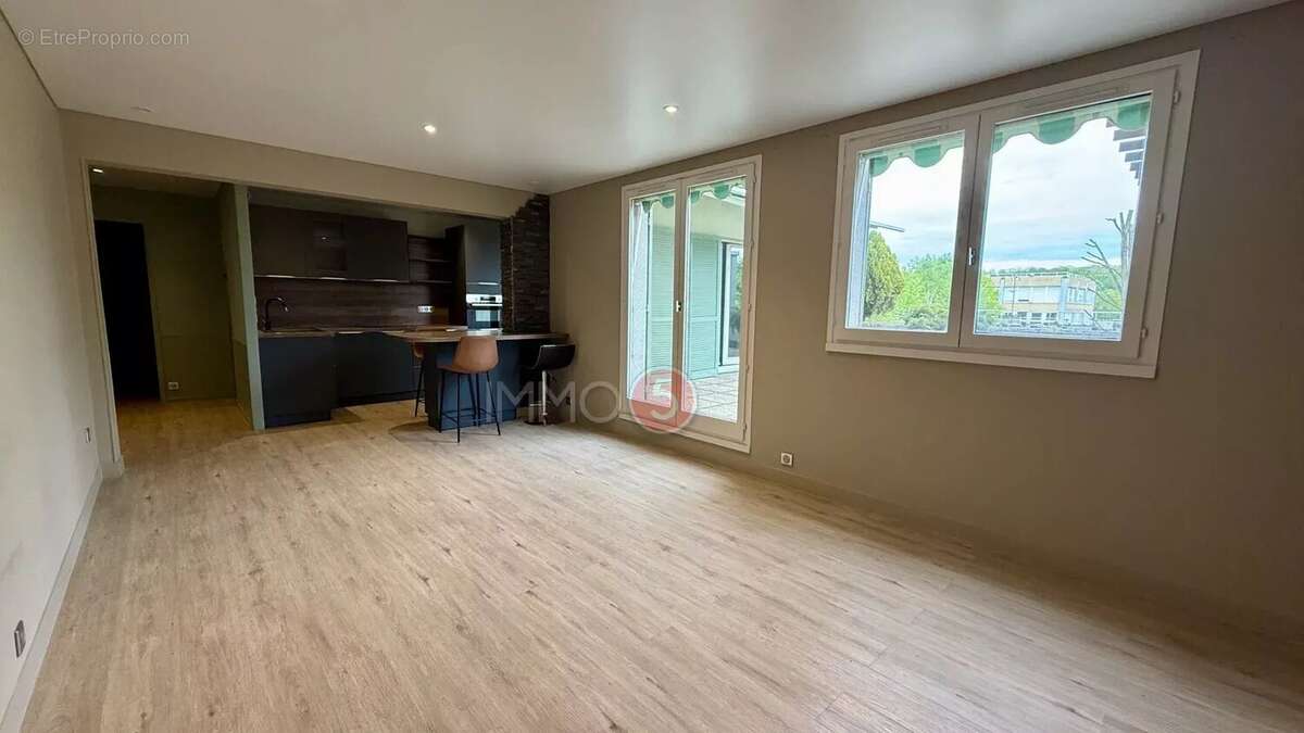 Appartement à LIVRY-GARGAN