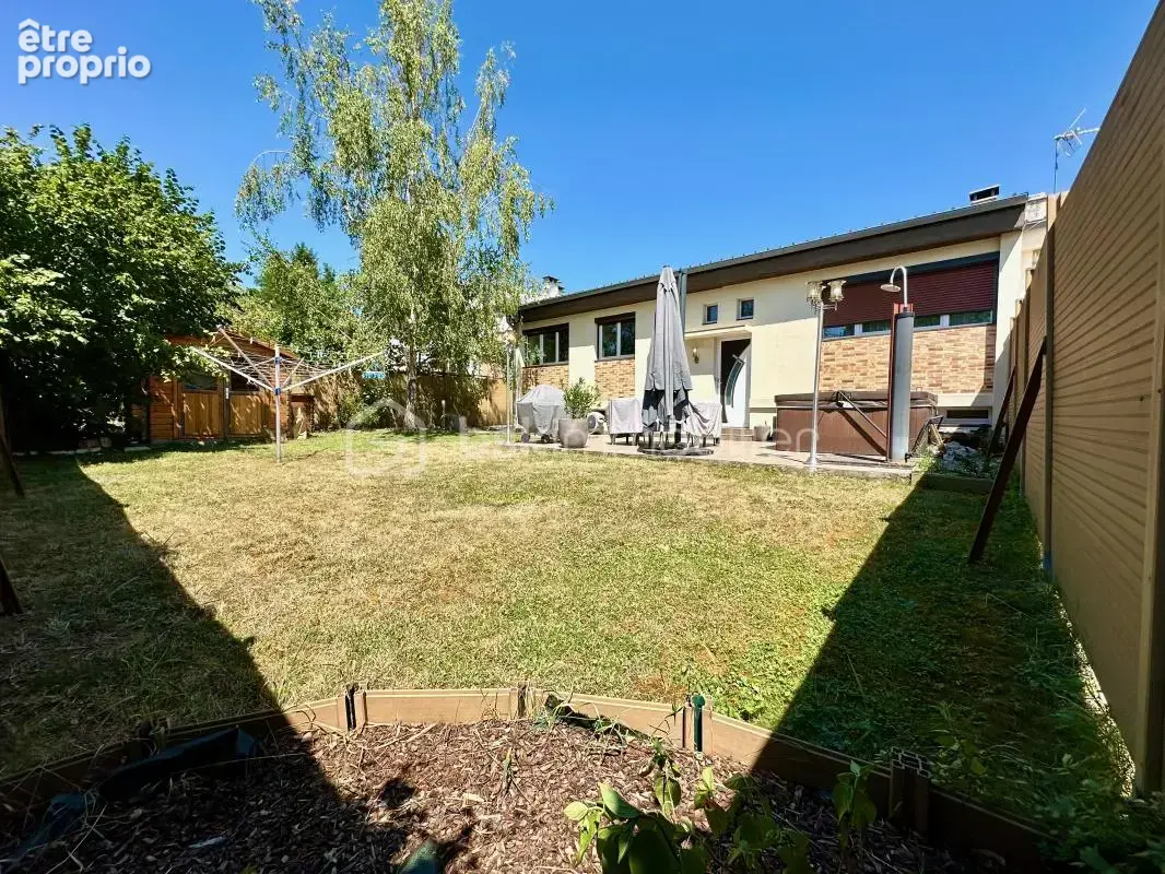 PONTOISE – Maison de plain-pied 128 m² – 4 chambres – DPE C – Garage – Jardin sans vis-à-vis - photo 20