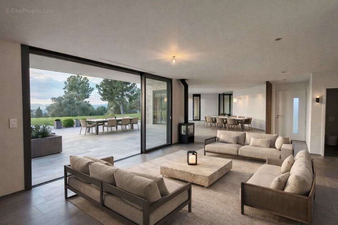 Maison à LA CADIERE-D'AZUR