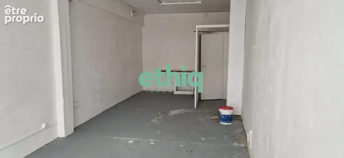 Commerce 100 m² à vendre à Pointe-A-Pitre (97110) - photo 2