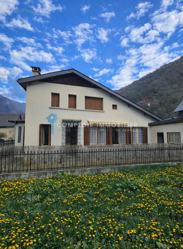 Maison à SALLES-ET-PRATVIEL