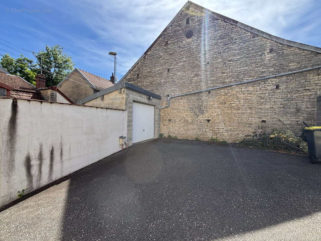 Maison à CHATILLON-SUR-SEINE