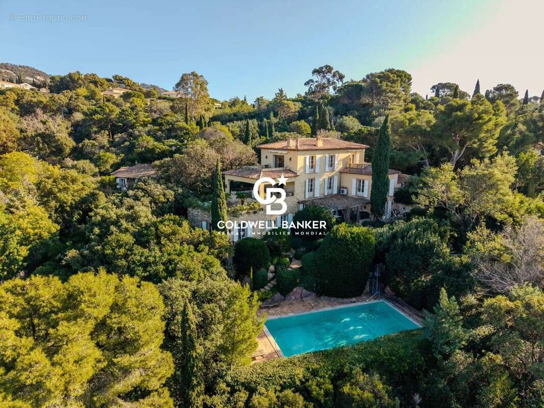 Maison à RAYOL-CANADEL-SUR-MER